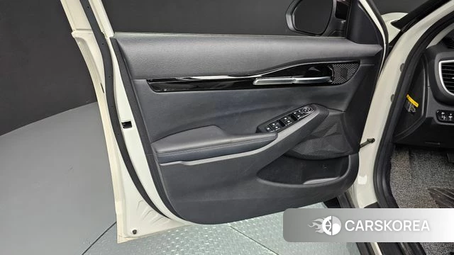 Kia Seltos id 4390197 из Кореи 16