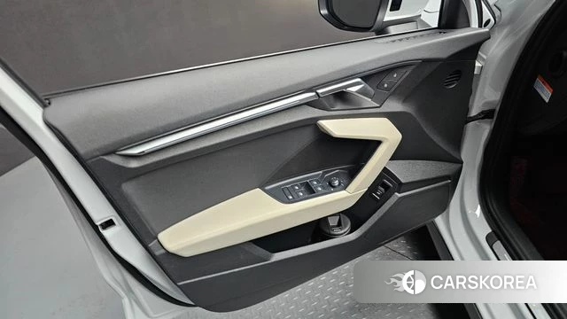 Audi A3 (8Y) id 4382007 из Кореи 16