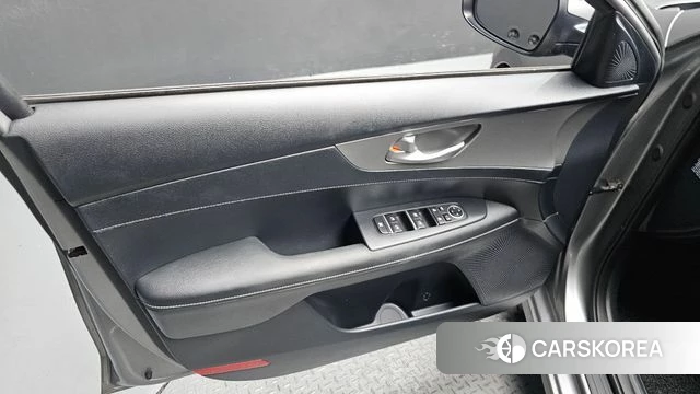 Kia Come New K3 id 4727921 из Кореи 16