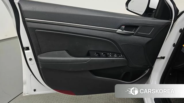 Hyundai Avante AD id 4378114 из Кореи 16