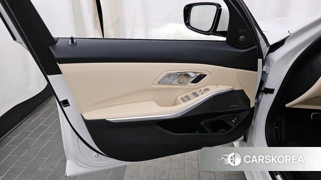 BMW 3 Series (G20) id 4222902 из Кореи 16