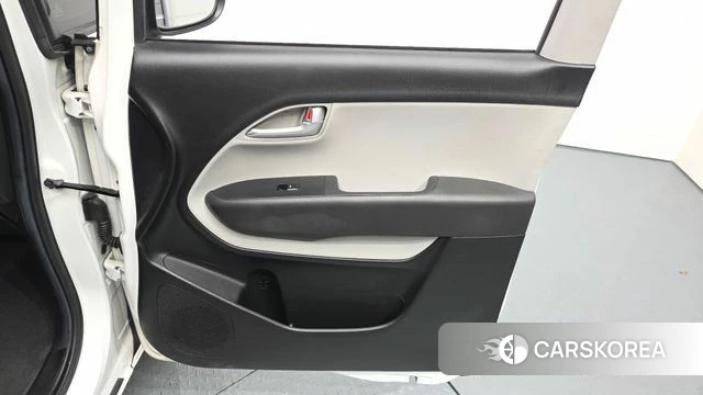 Kia The New Kia Ray id 4603154 из Кореи 16