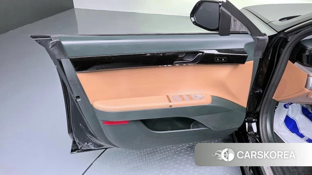 Hyundai Grandeur Hybrid (GN7) id 4243260 из Кореи 16