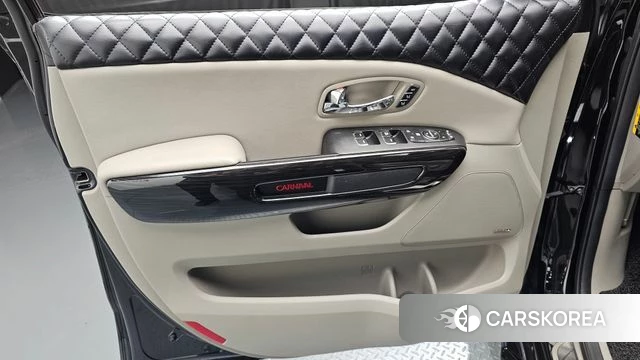 Kia The New Carnival id 4397248 из Кореи 16