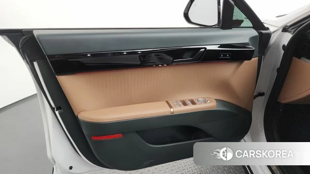 Hyundai Grandeur Hybrid (GN7) id 4623606 из Кореи 16