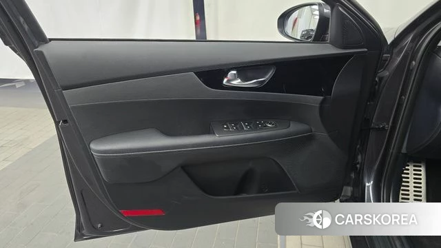 Kia The New K3 2nd generation id 4893464 из Кореи 16