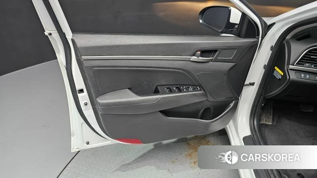 Hyundai Avante AD id 4587426 из Кореи 16