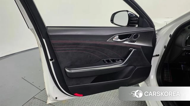 Kia Stinger Meister id 4489604 из Кореи 16