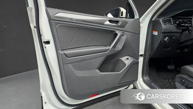 Volkswagen Tiguan second Generation id 4535800 из Кореи 16