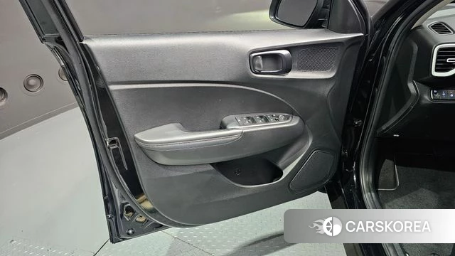 Hyundai Venue id 4421748 из Кореи 16