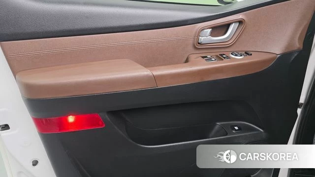 Hyundai The New Grand Starex id 4520613 из Кореи 16