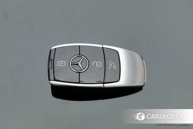 Mercedes-Benz E-class id 4313989 из Китая 16