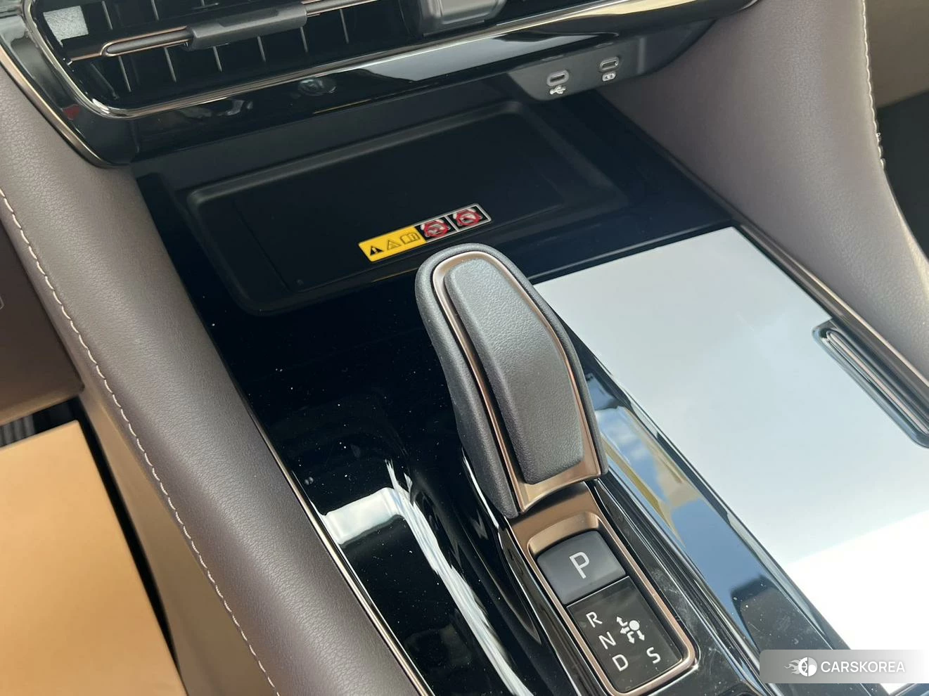Toyota Elfa id 4473630 из Китая 16
