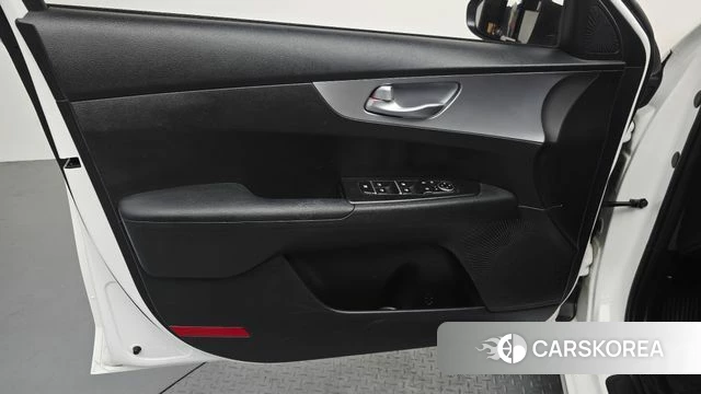 Kia The New K3 2nd generation id 4463833 из Кореи 16
