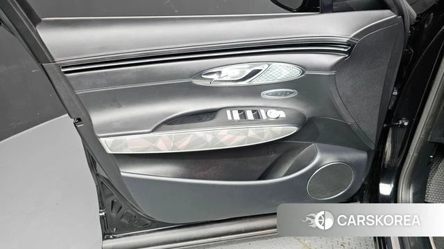 Genesis GV70 id 4762936 из Кореи 16