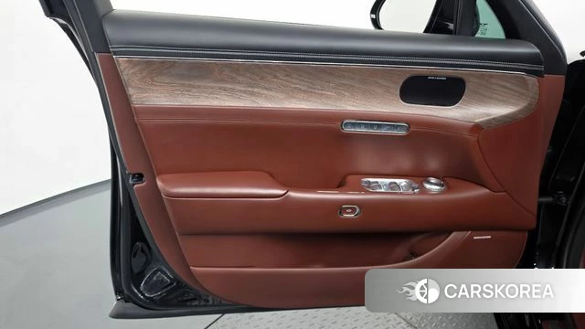 Genesis G90 (RS4) id 4541571 из Кореи 16