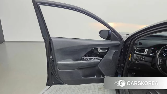 Kia Niro id 4483406 из Кореи 16