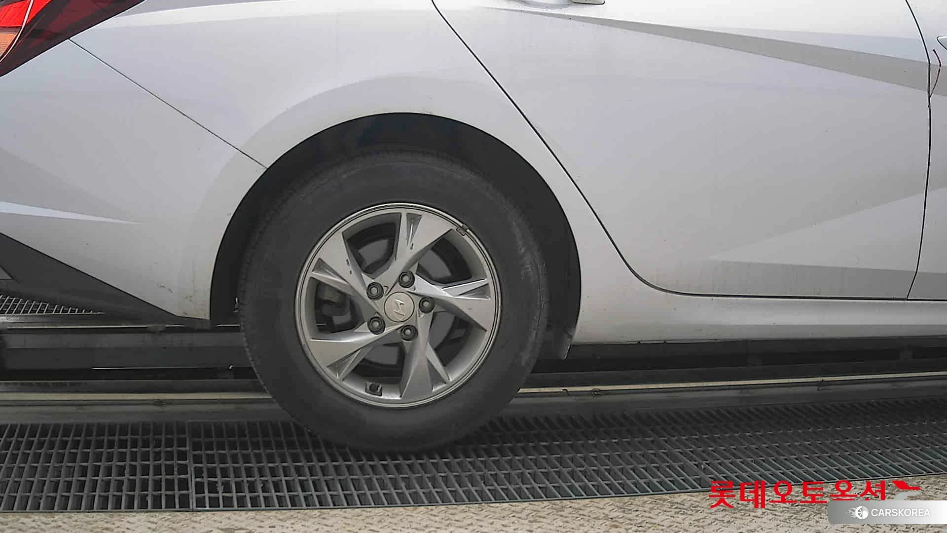 Hyundai Avante id 4296881 из Кореи 16