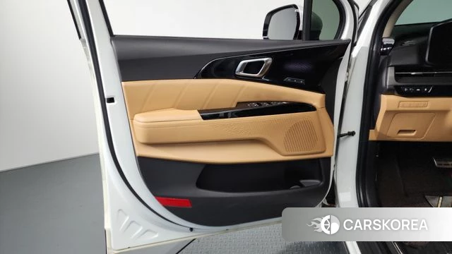 Kia Carnival 4th generation id 4284109 из Кореи 16