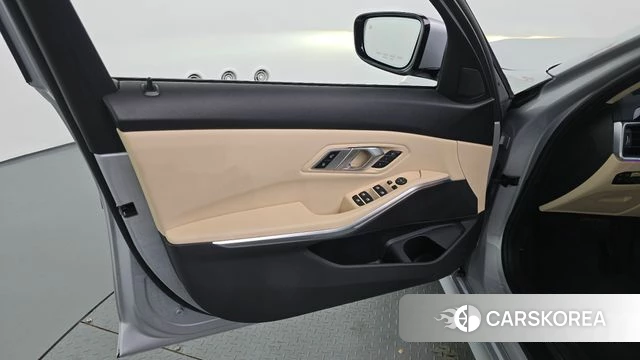 BMW 3 Series (G20) id 4496110 из Кореи 16