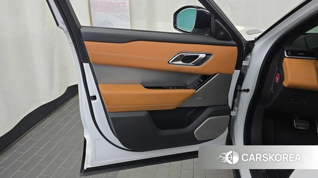 Land Rover Range Rover Velar id 4792883 из Кореи 16