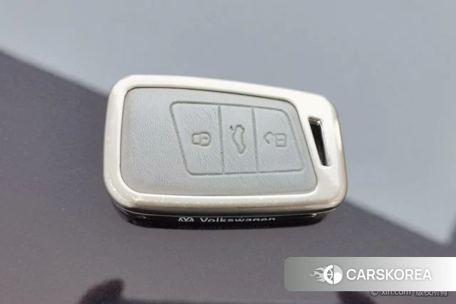 Volkswagen Passat id 4258567 из Китая 16