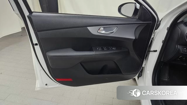 Kia The New K3 2nd generation id 4905258 из Кореи 16