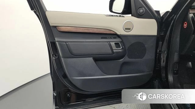 Land Rover Discovery 5 id 4717489 из Кореи 16