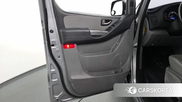 Hyundai The New Grand Starex id 4727764 из Кореи 16