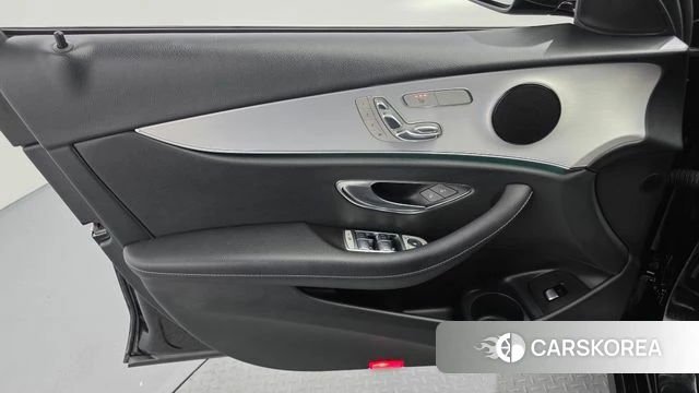 Mercedes-Benz E-Class W213 id 4651363 из Кореи 16