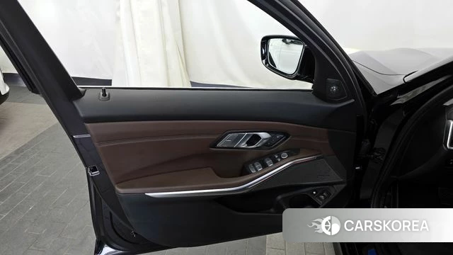 BMW 3 Series (G20) id 4383605 из Кореи 16