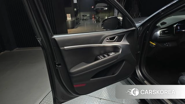 Genesis G70 id 4718043 из Кореи 16