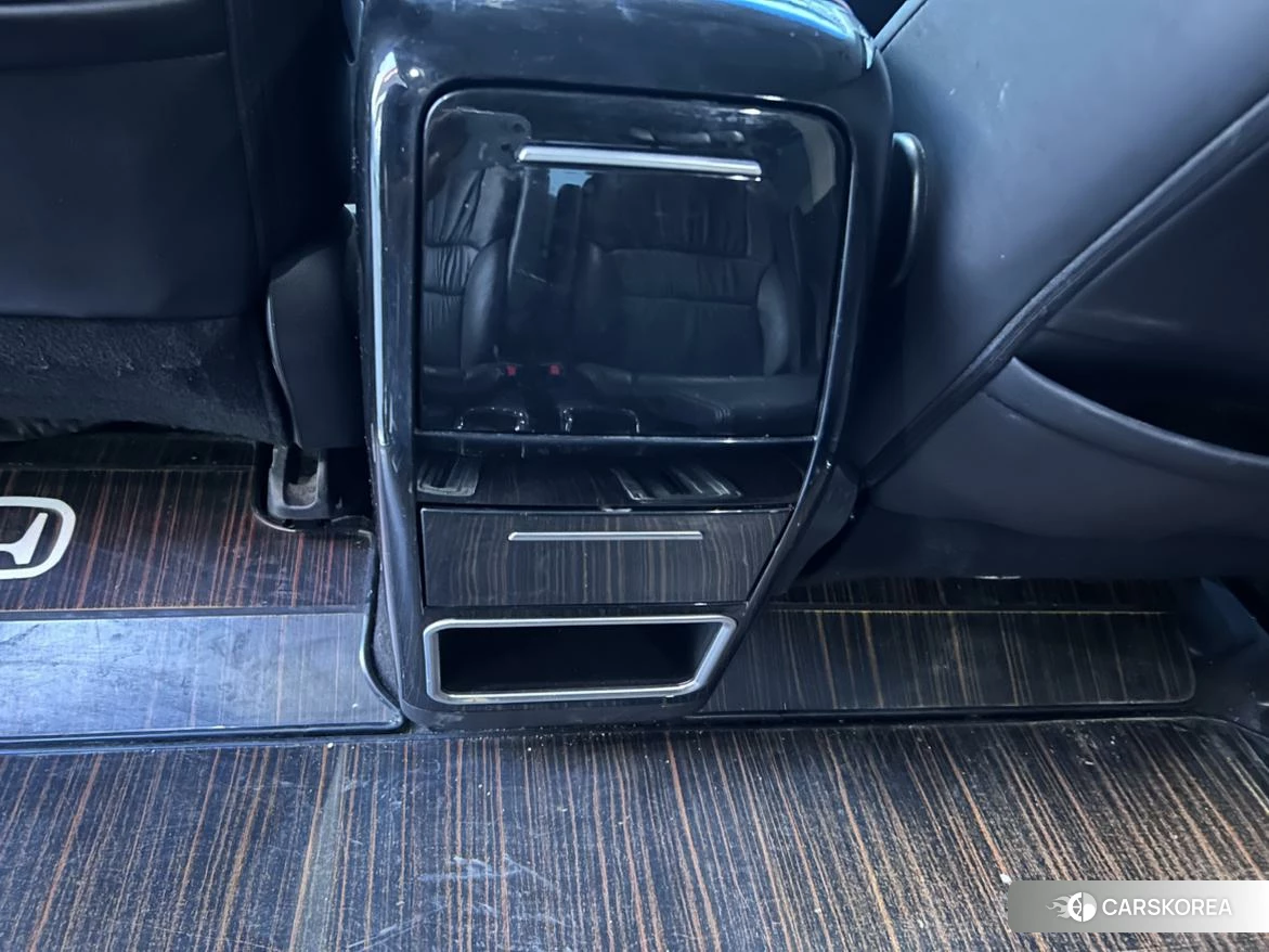 Honda Odyssey id 4420341 из Китая 16