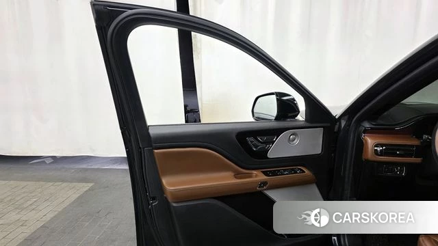 Lincoln Aviator 2nd generation id 4223824 из Кореи 16