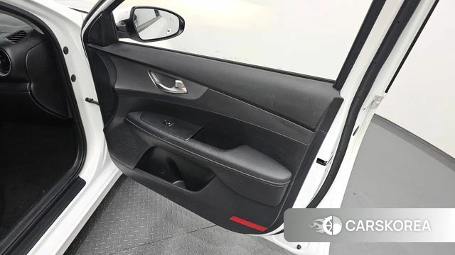 Kia Come New K3 id 4317067 из Кореи 16