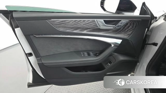 Audi A7 (4K) id 4456115 из Кореи 16