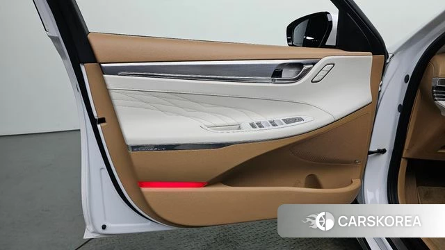 Hyundai The New Grandeur IG id 4619486 из Кореи 16