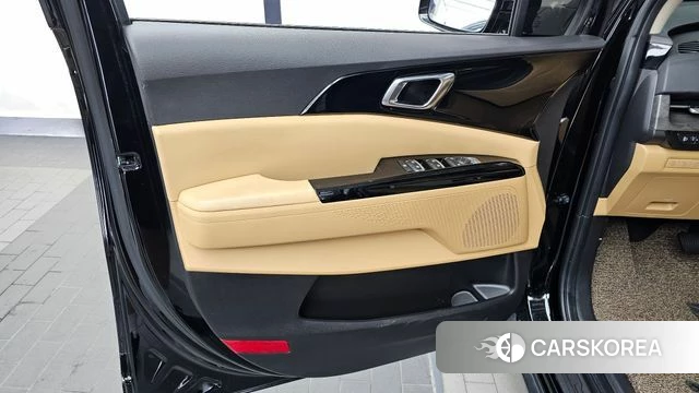 Kia Carnival 4th generation id 4442860 из Кореи 16