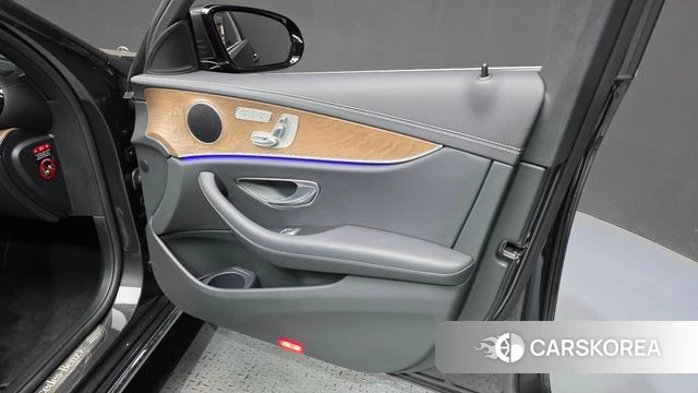 Mercedes-Benz E-Class W213 id 4470051 из Кореи 16