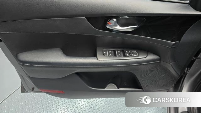 Kia The New K3 2nd generation id 4623319 из Кореи 16