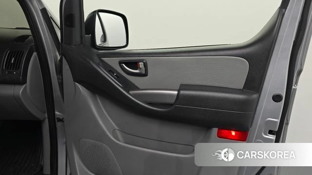 Hyundai The New Grand Starex id 4490703 из Кореи 16