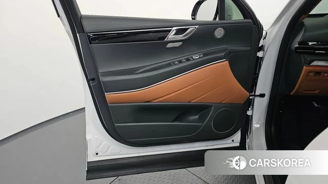 Genesis GV80 id 4400660 из Кореи 16