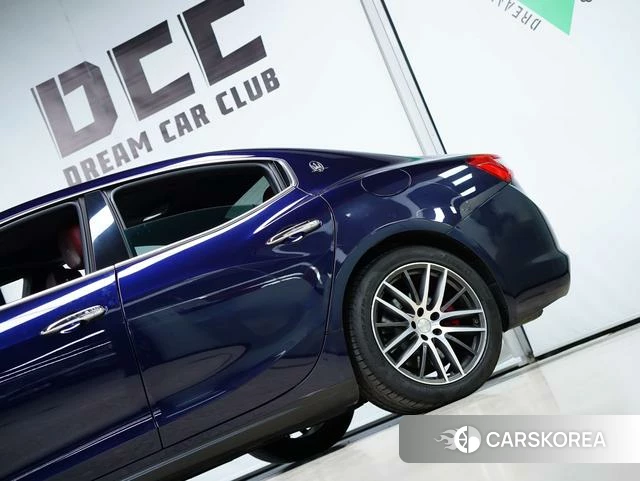 Maserati Ghibli id 4211447 из Китая 16