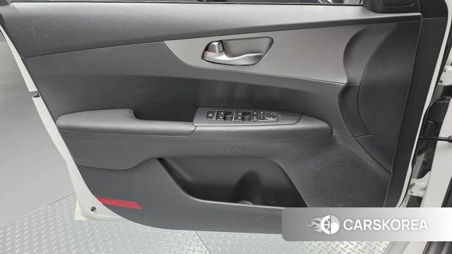 Kia Come New K3 id 4501769 из Кореи 16