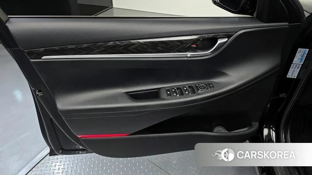 Hyundai Grandeur IG id 4203602 из Кореи 16