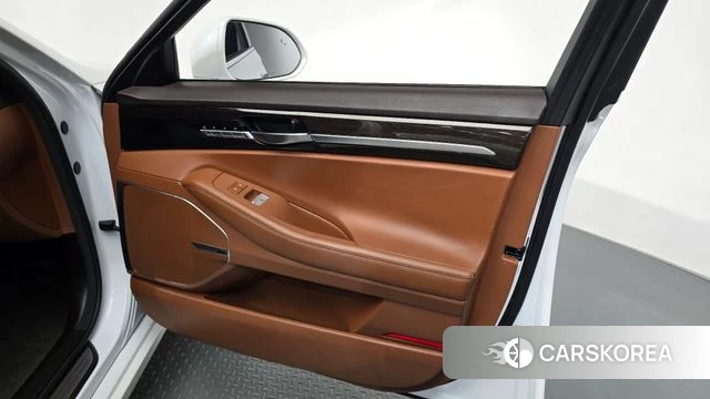 Genesis G90 id 4873171 из Кореи 16