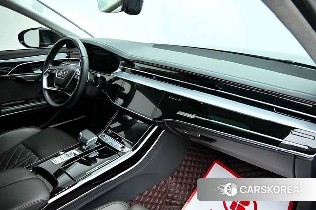 Audi A8 PHEV id 4298109 из Китая 16