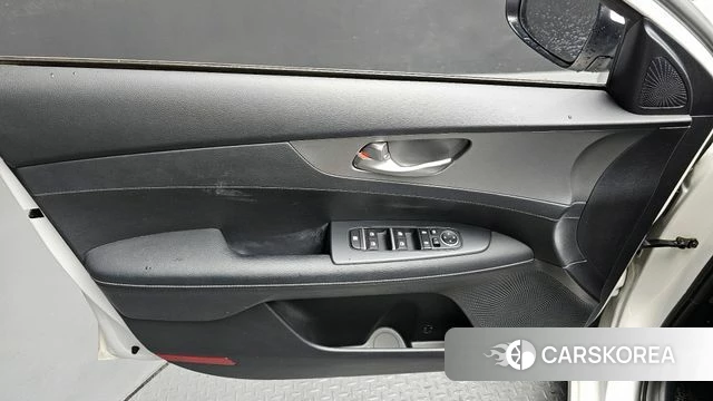 Kia Come New K3 id 4410843 из Кореи 16