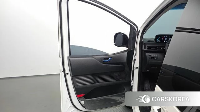 Hyundai Staria id 4870624 из Кореи 16