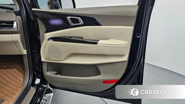 Kia Carnival 4th generation id 4280853 из Кореи 16
